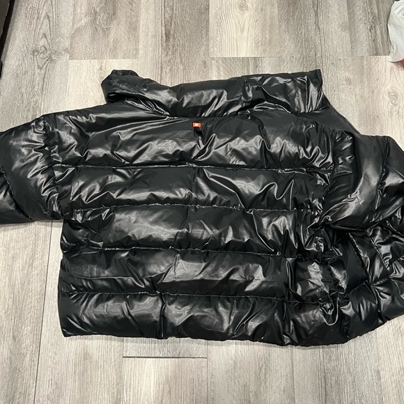 Women’s Nike Puffer Jacket - Picture 5 of 5